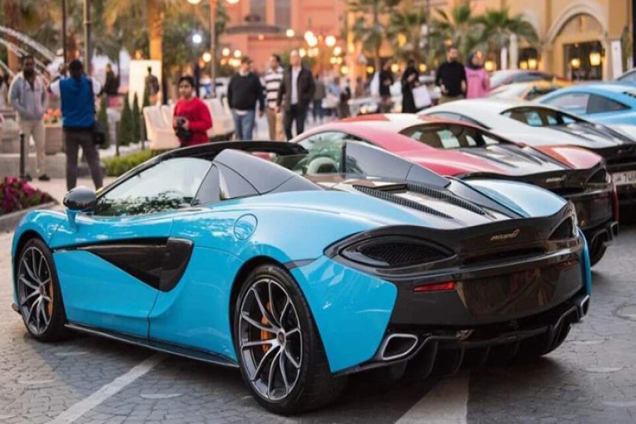 Dubai-luks-araba-kiralama-1-1
