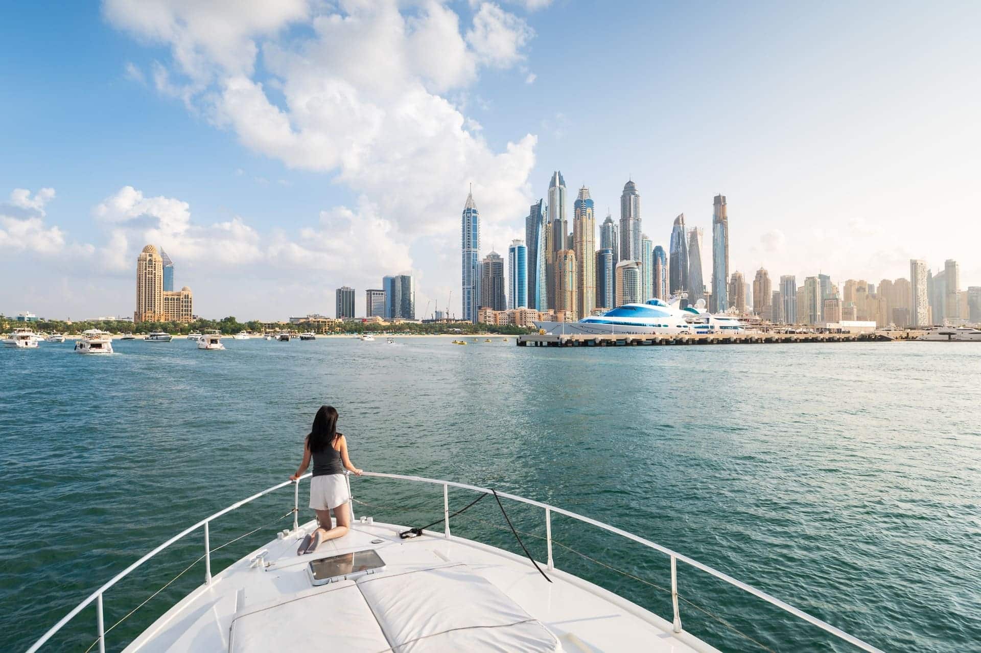 dubai-boat-tour-1-1-1